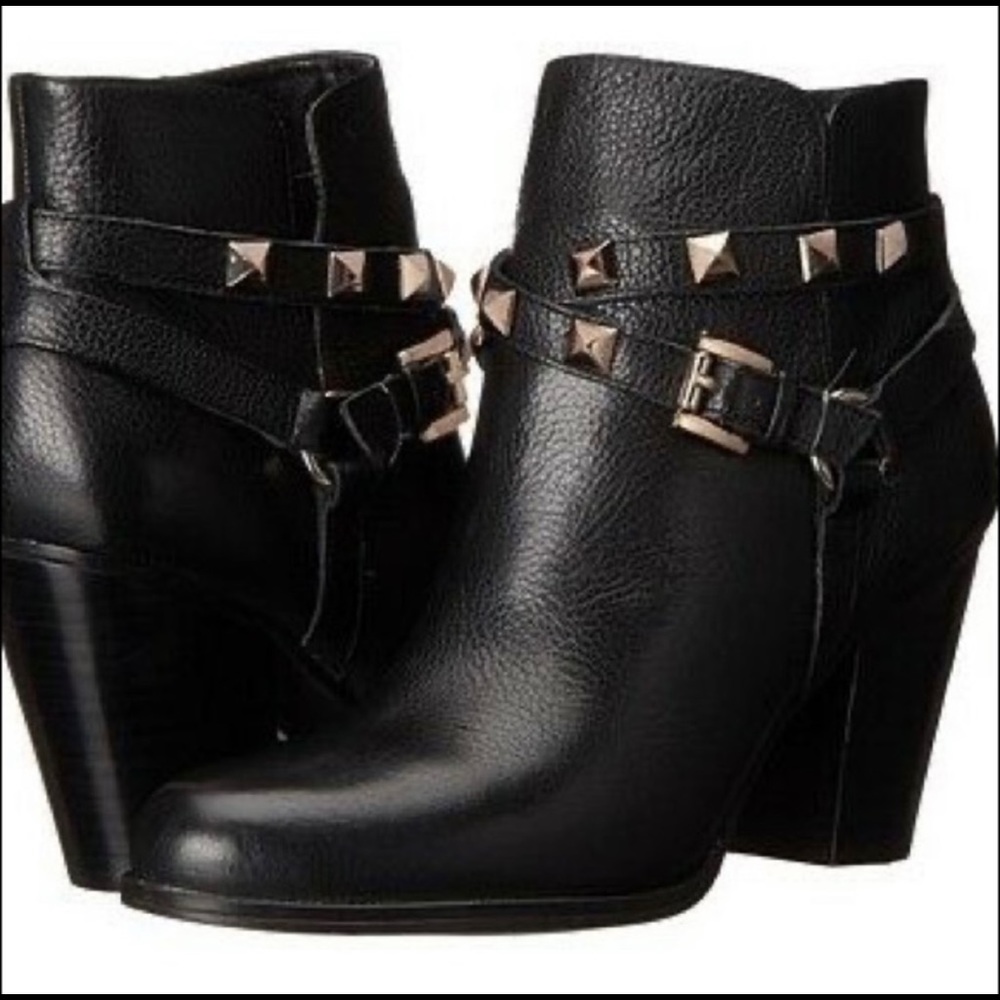 Guess booties